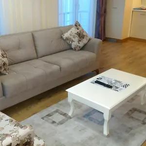 3* Otel Fly